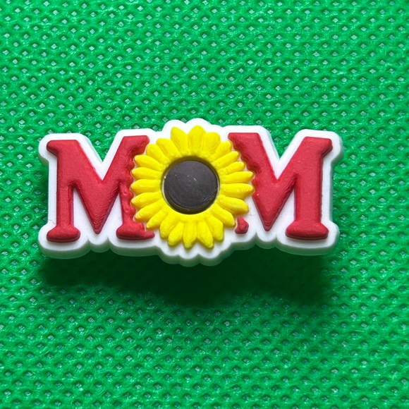 CROCS Accessories - 🌼 (5/$10 or 10/$15) NEW “Mom Life” Croc Charm Collection mother’s Day Gift Mama
